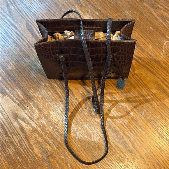 Shannon Diego Leather Elegant Brown Shoulder Bag - Picture 1 of 4